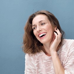 woman smiling with damon braces